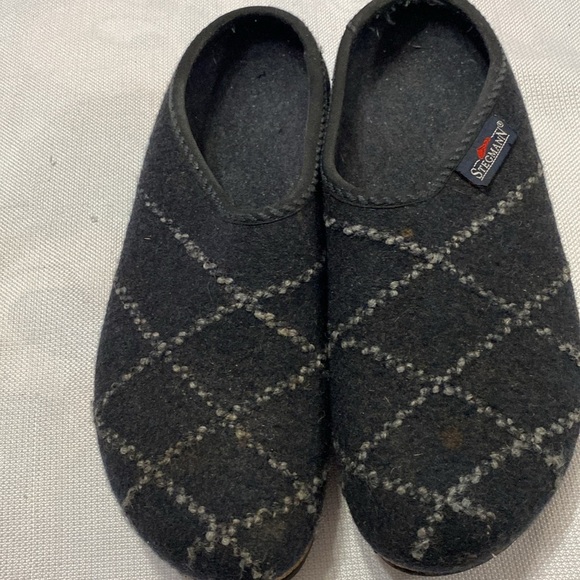 STEGMANN Wo Size 9 (measures 11” )Black and Gray  WOOL Slip-On CLOG/Slippers - Picture 4 of 12